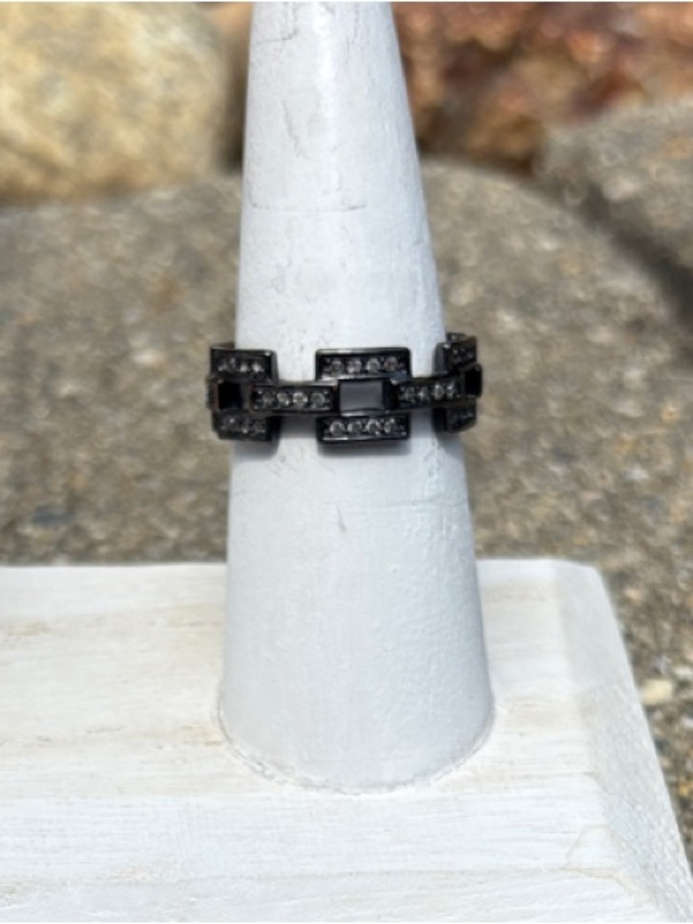 Park Lane “Ziggy”  Link-Style Hematite Ring